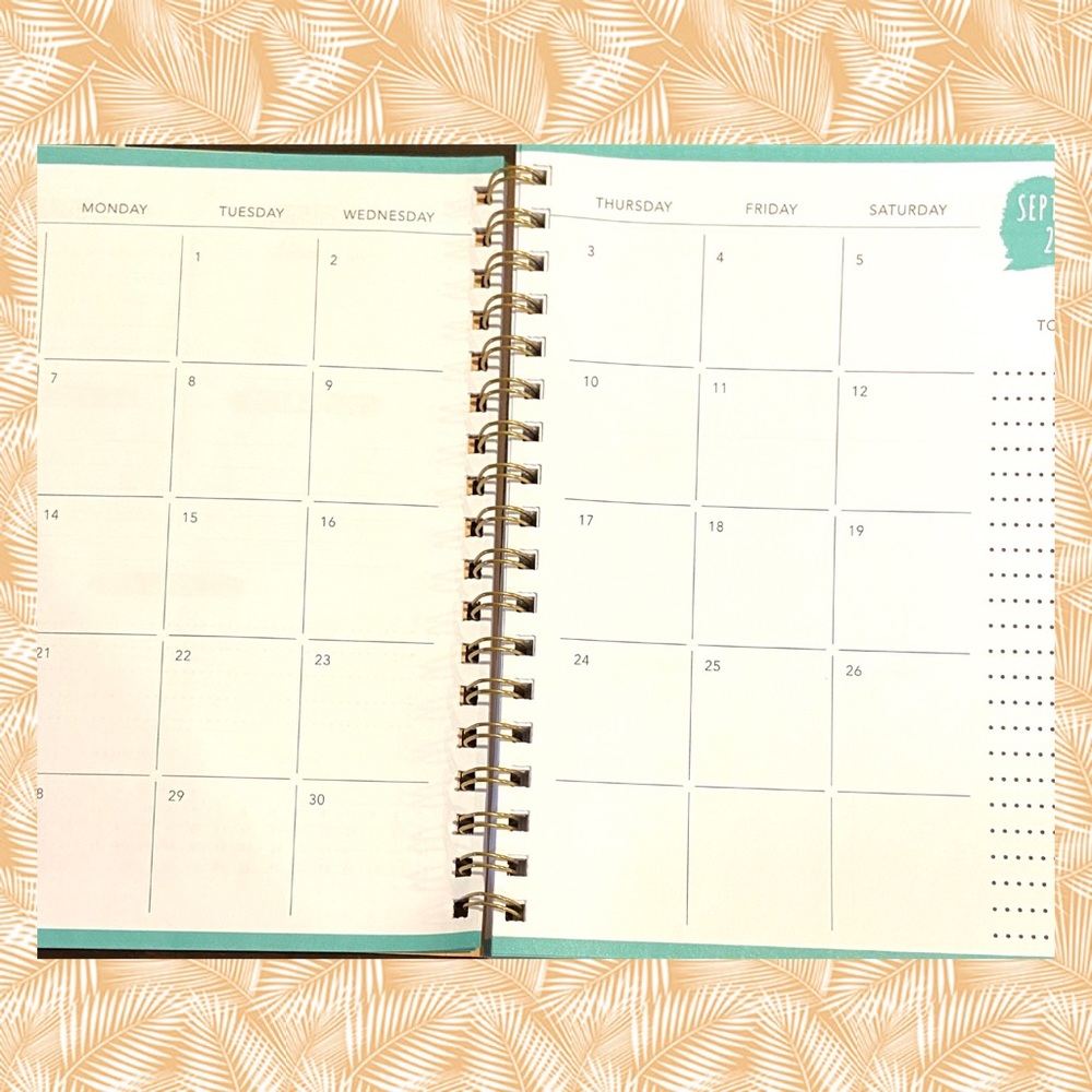 Planner Weekly & Monthly 2020-2021 - Picture 6 of 15